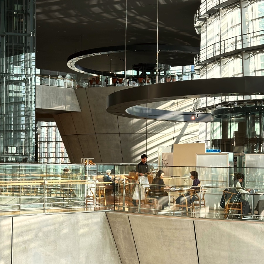The National Art Center, slide 7